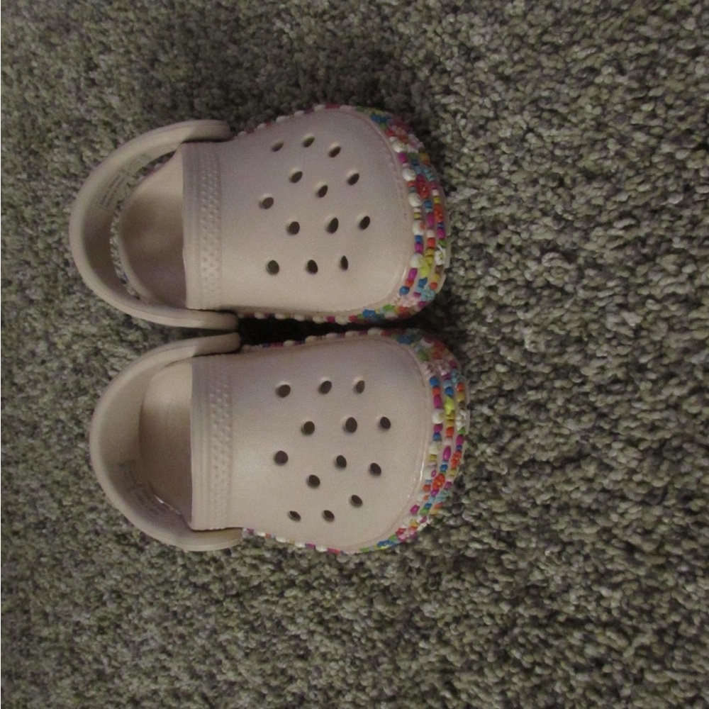 Crocs Toddler Classic Beaded Band Clogs - Pink Quartz (Size C5) – Lightly Worn